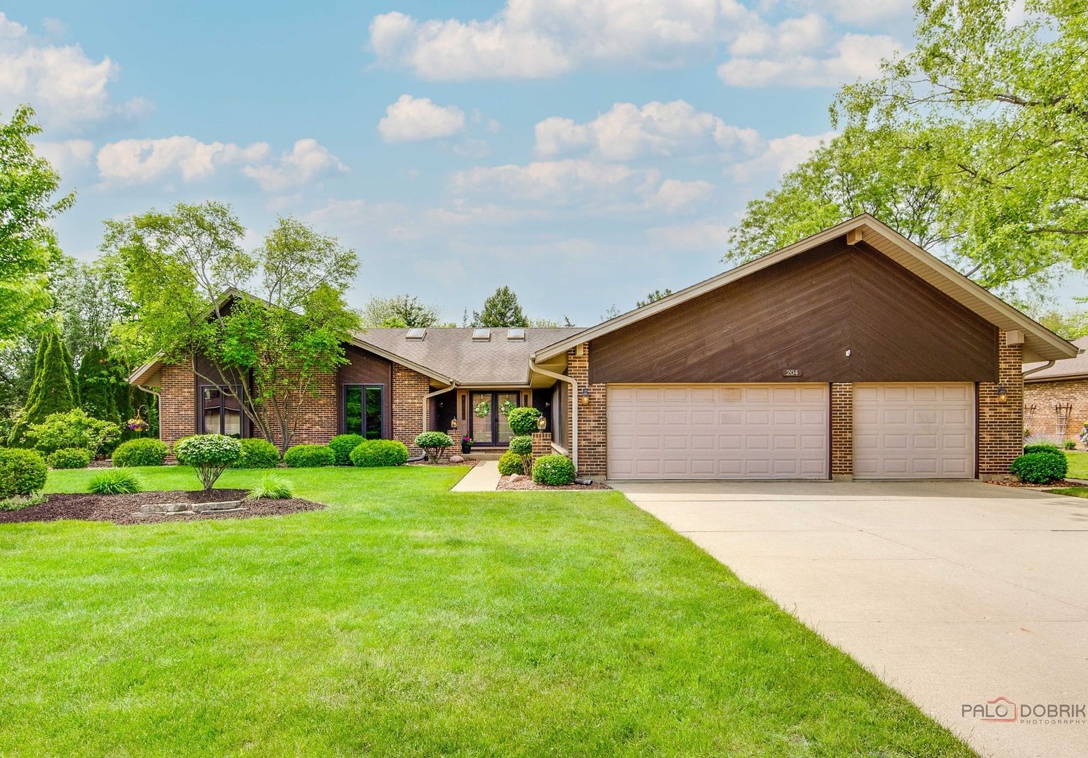 204 Linden Road S — Prospect Heights, IL 60070