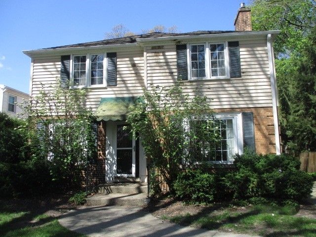 640 Beverly Lane, Arlington Heights, IL 60005