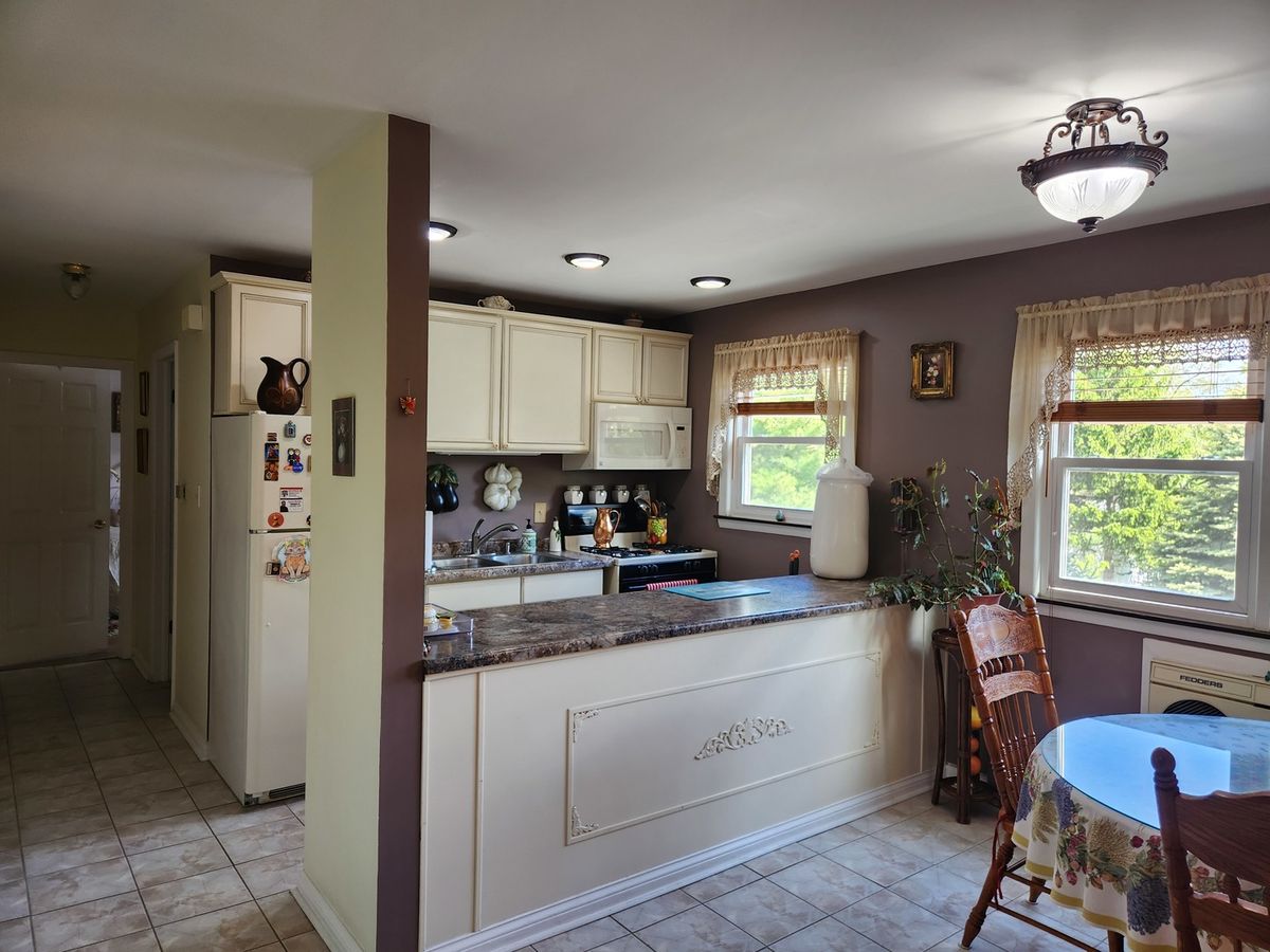 5631 6th Avenue #2C, Countryside, IL 60525