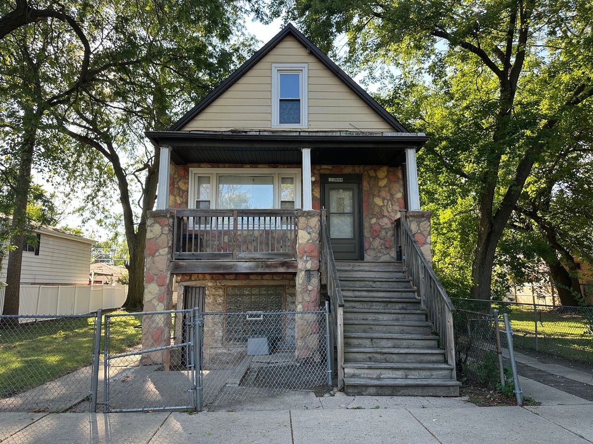 11944 Calumet Avenue, Chicago, IL 60628