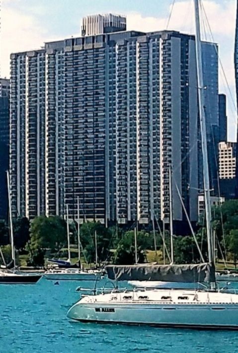 400 RANDOLPH Street, Chicago, IL 60601
