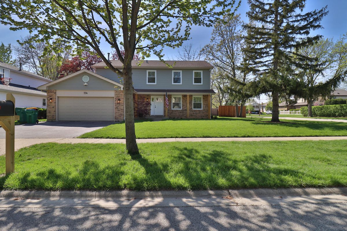 554 Briarwood Drive, Wheeling, IL 60090