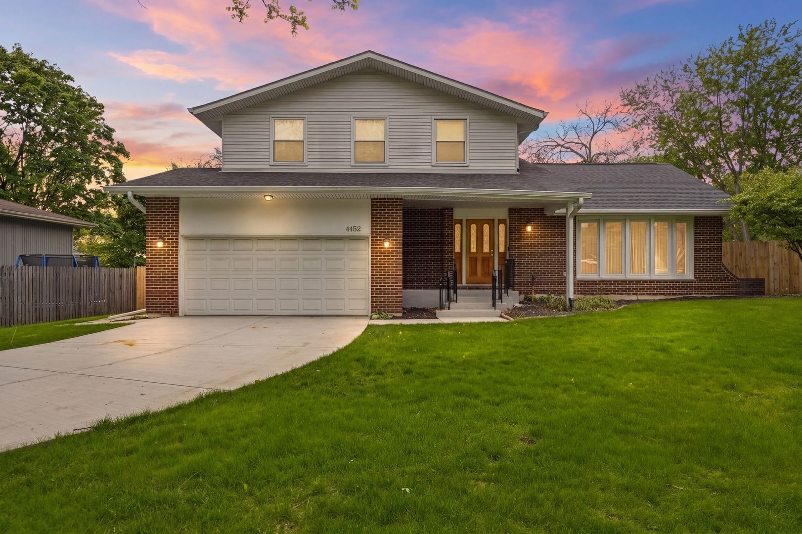 4452 Burgundy Place — Lisle, IL 60532