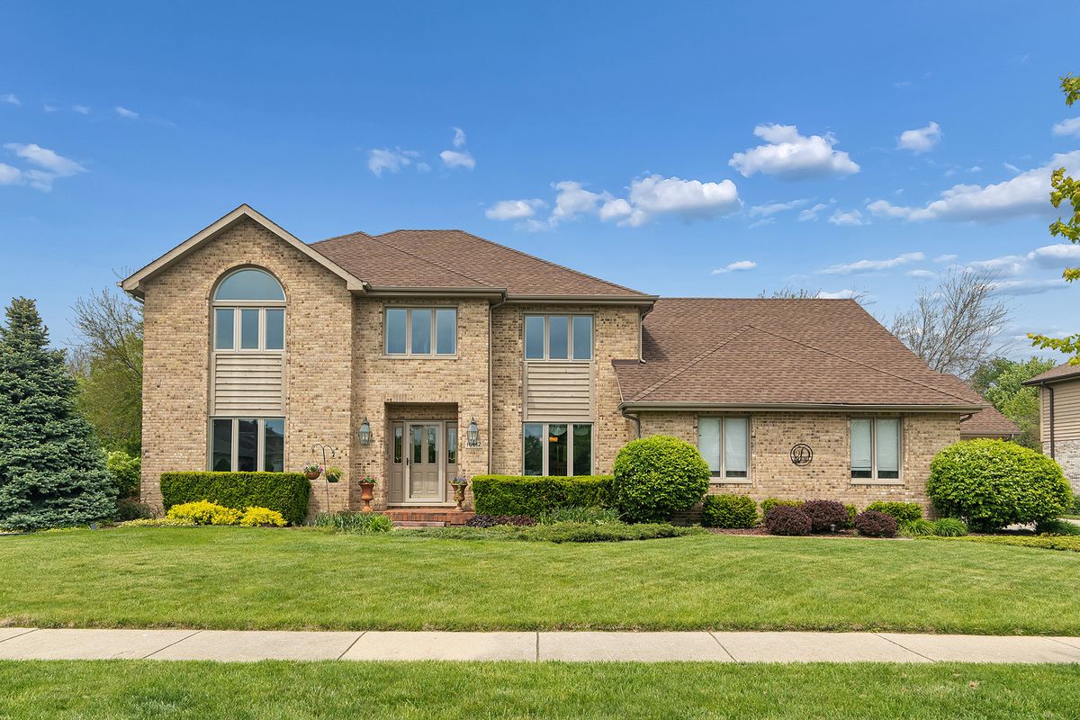 10612 Williamsburg Trail, Frankfort, IL 60423