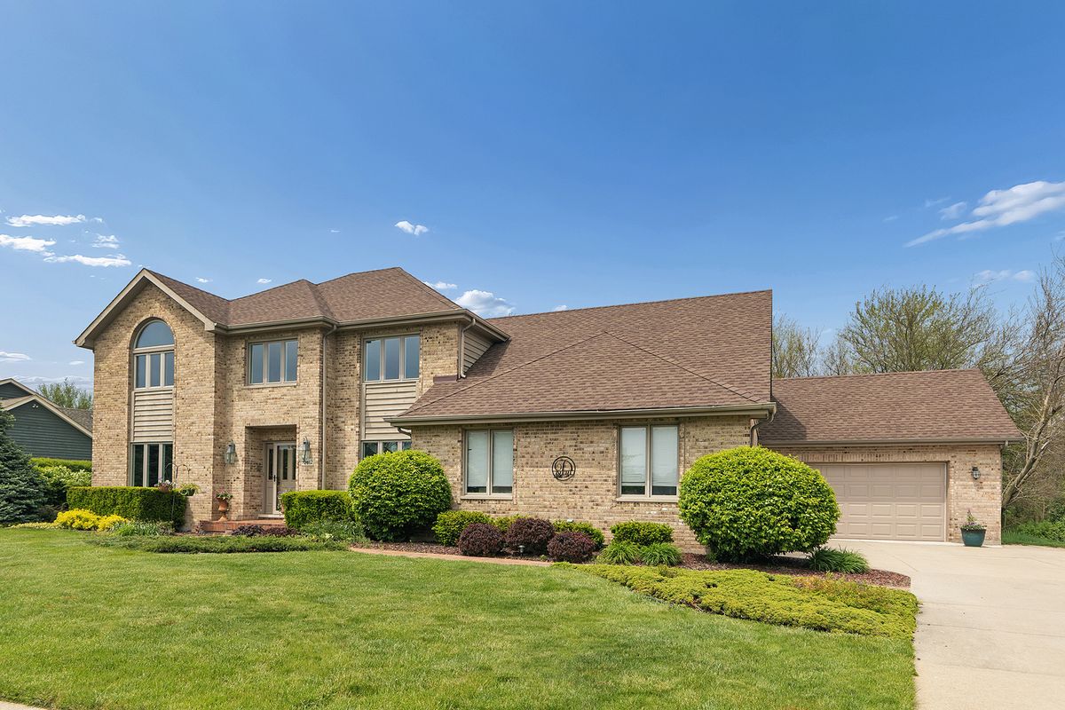 10612 Williamsburg Trail, Frankfort, IL 60423