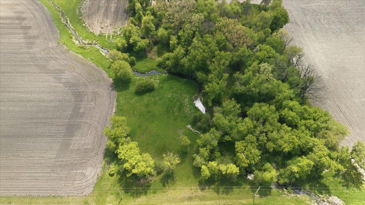 39xx State Line Road, Poplar Grove, IL 61065
