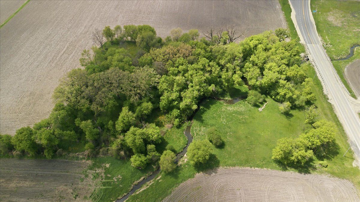 39xx State Line Road, Poplar Grove, IL 61065