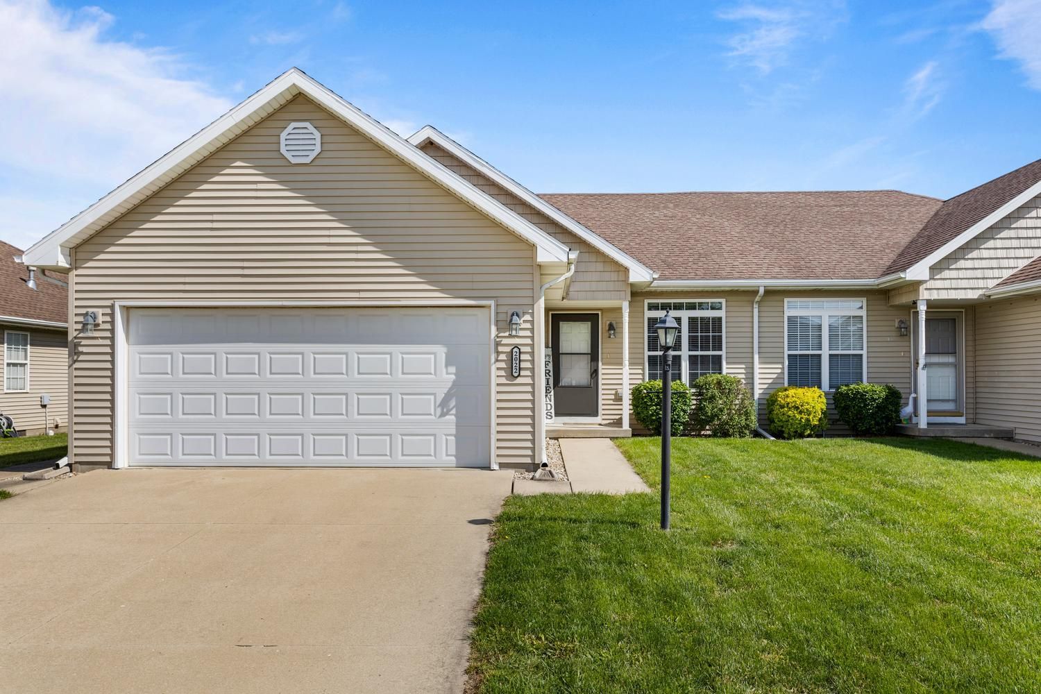 2022 Macon Street — Mahomet, IL 61853