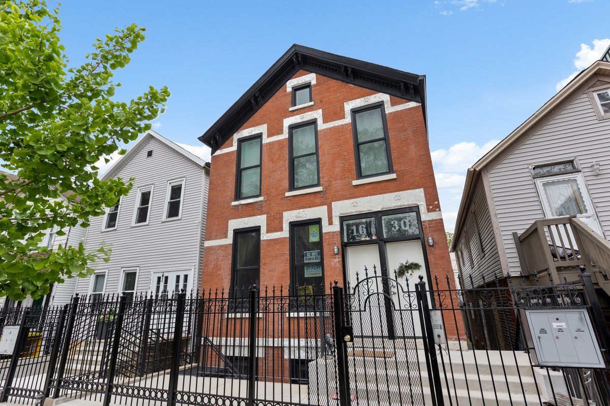 1630 21st Place, Chicago, IL 60608