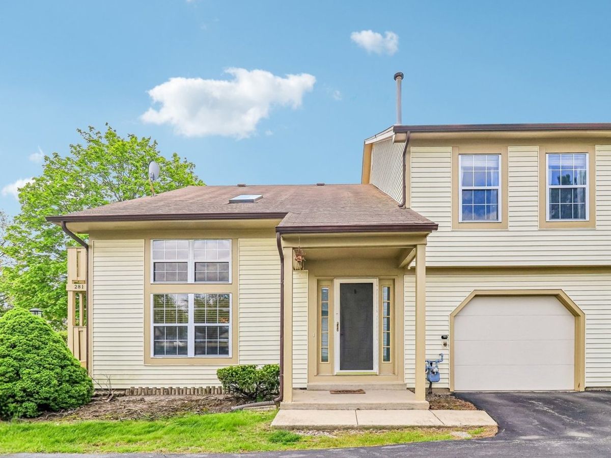 281 Whitewood Drive, Streamwood, IL 60107