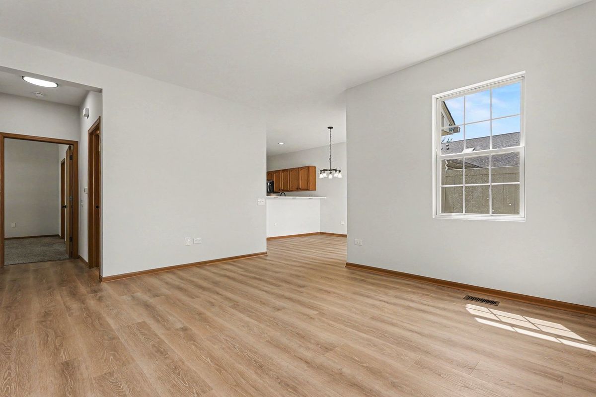 11745 River Terrace Lane, Huntley, IL 60142