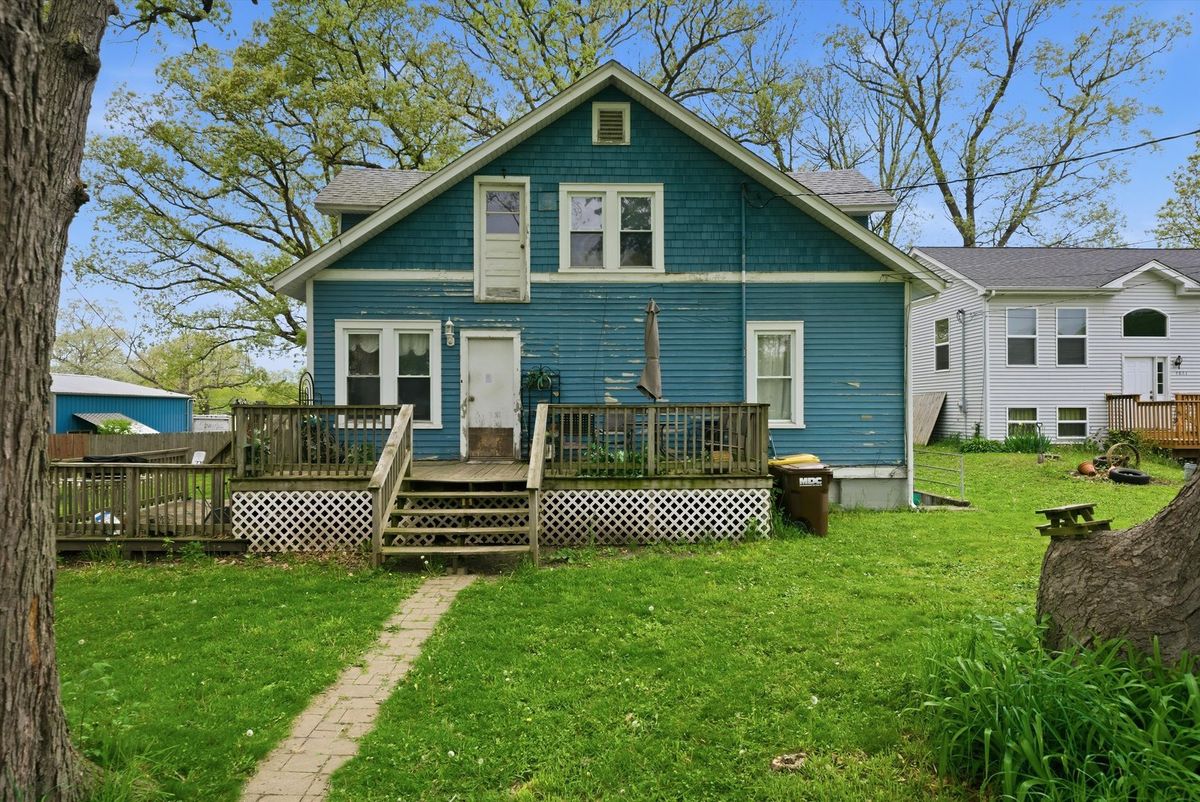 4823 Little Drive, McHenry, IL 60051