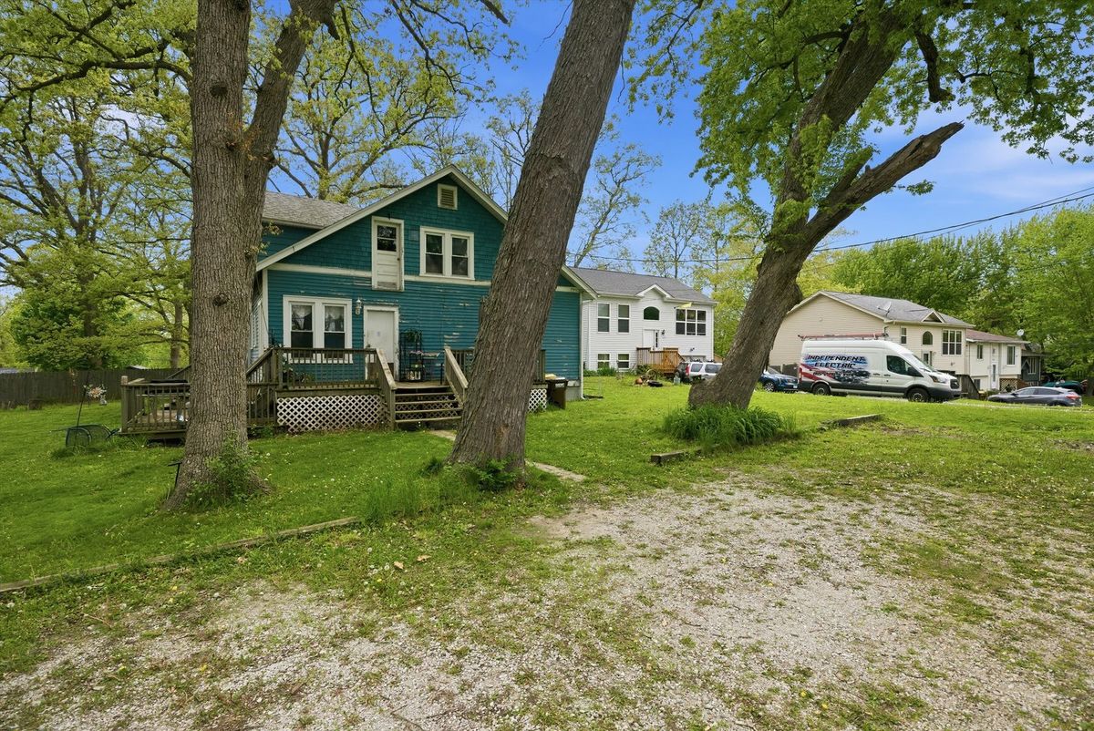 4823 S Little Drive, McHenry, IL 60051