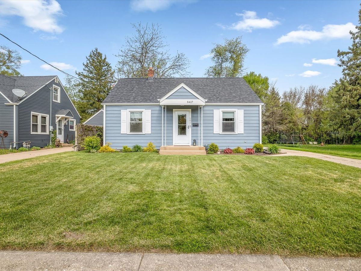 5417 Hollis Avenue, Loves Park, IL 61111