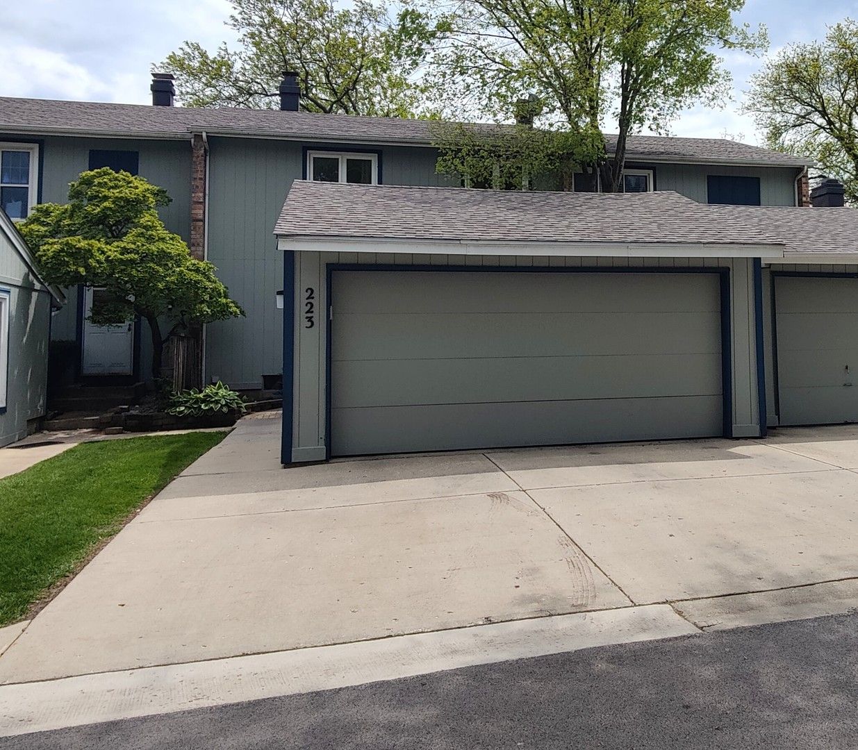 223 Willow Lane — Bloomingdale, IL 60108