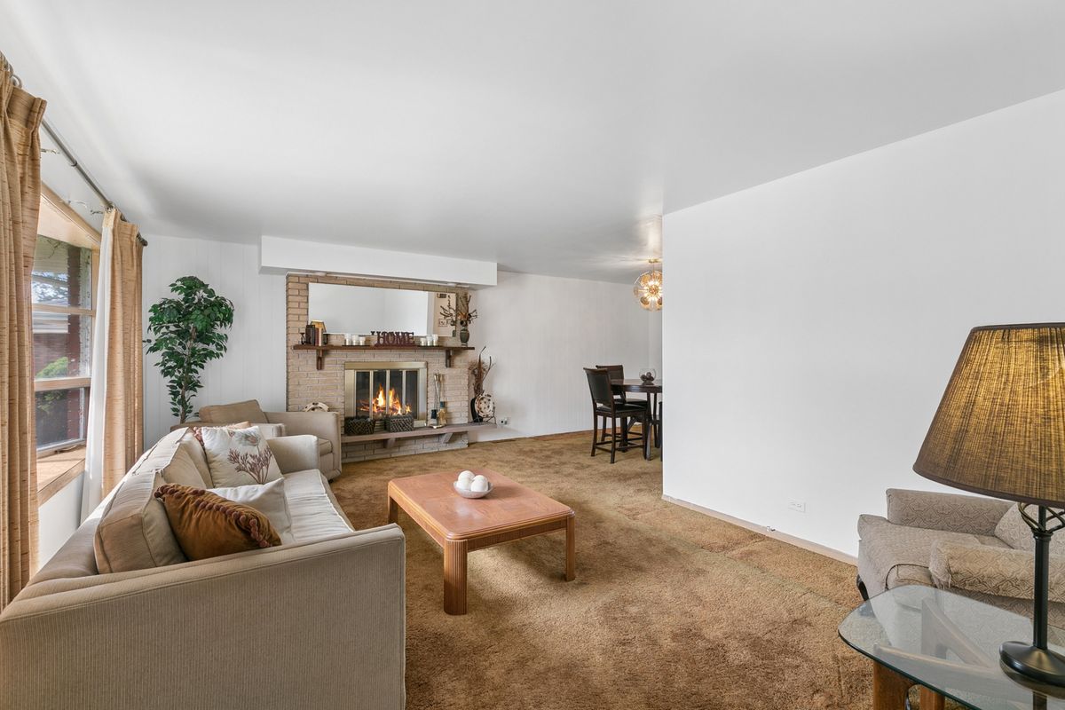 16400 University Avenue, South Holland, IL 60473