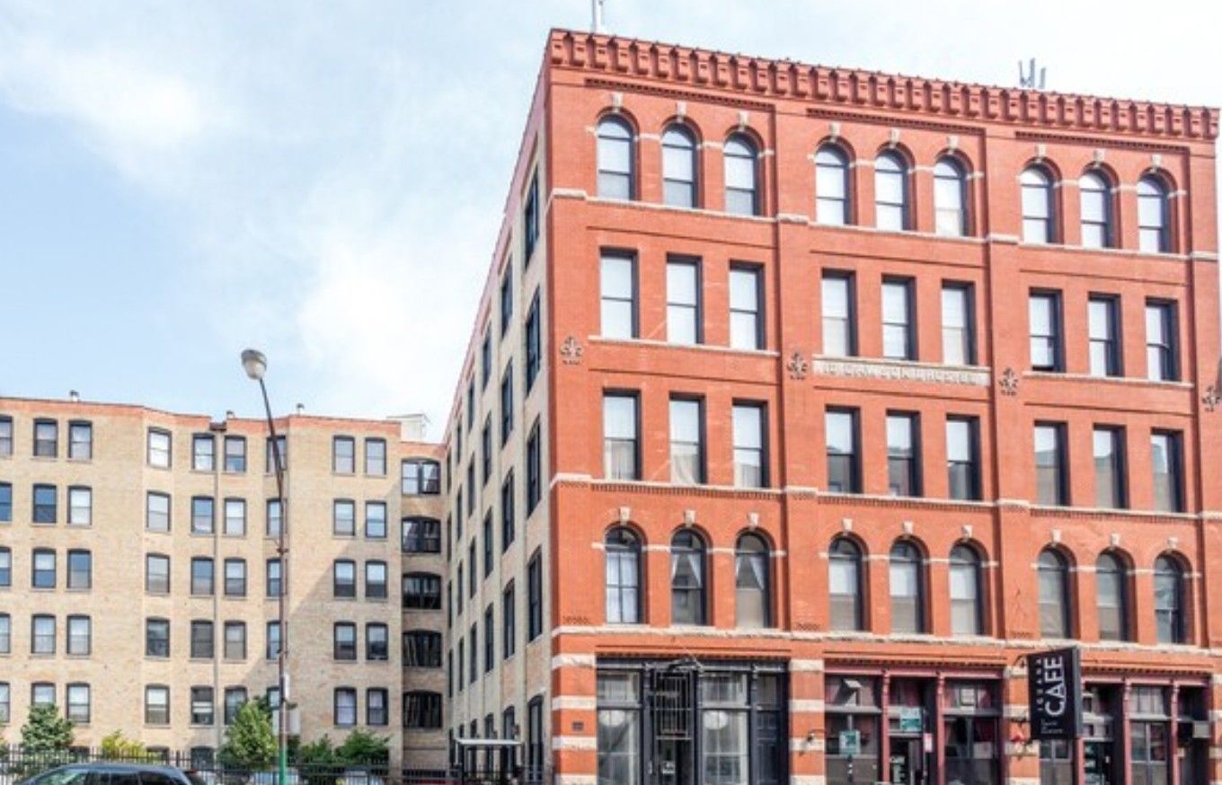525 N Halsted Street #401 — Chicago, IL 60642