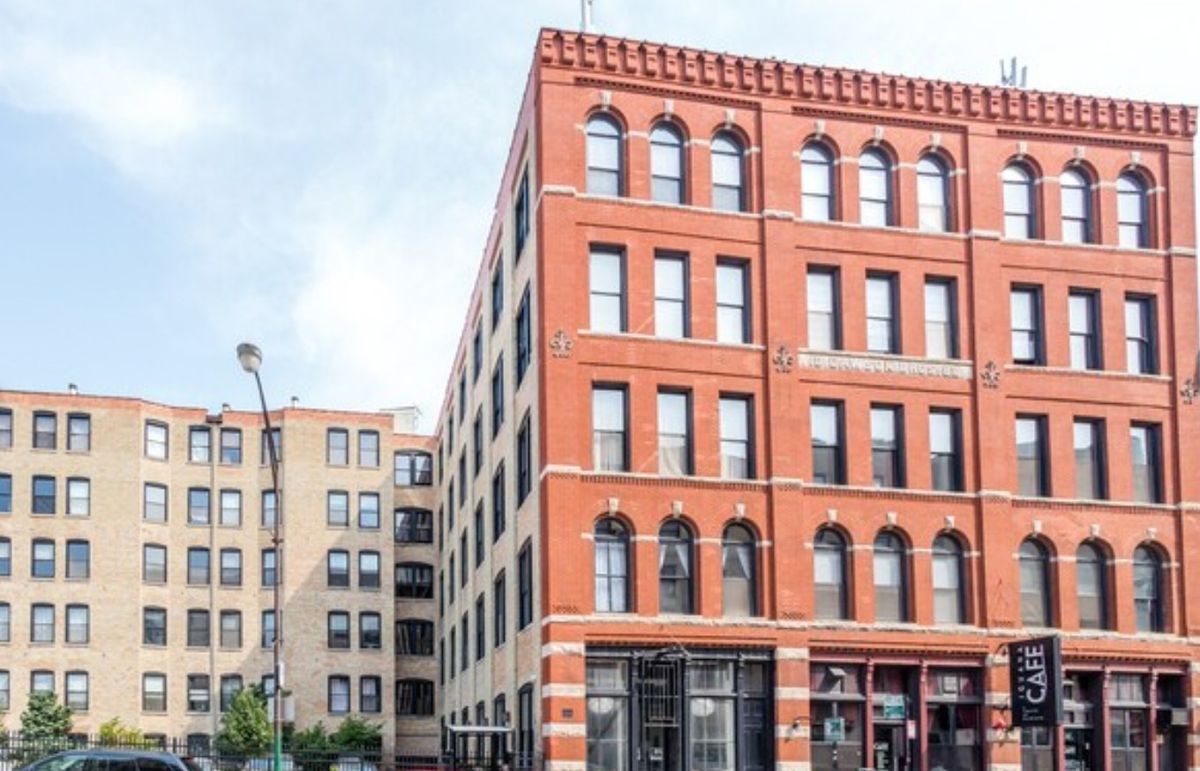 525 Halsted Street, Chicago, IL 60642