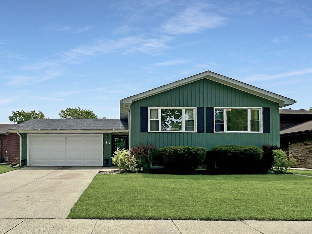 74 Frances Lane — Chicago Heights, IL 60411