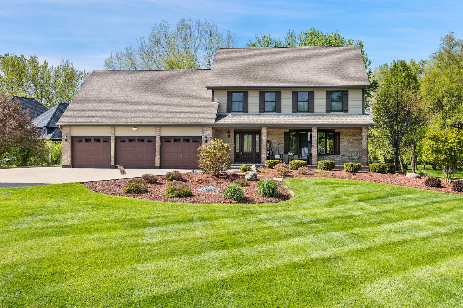 13N470 Chisholm Trail — Elgin, IL 60124