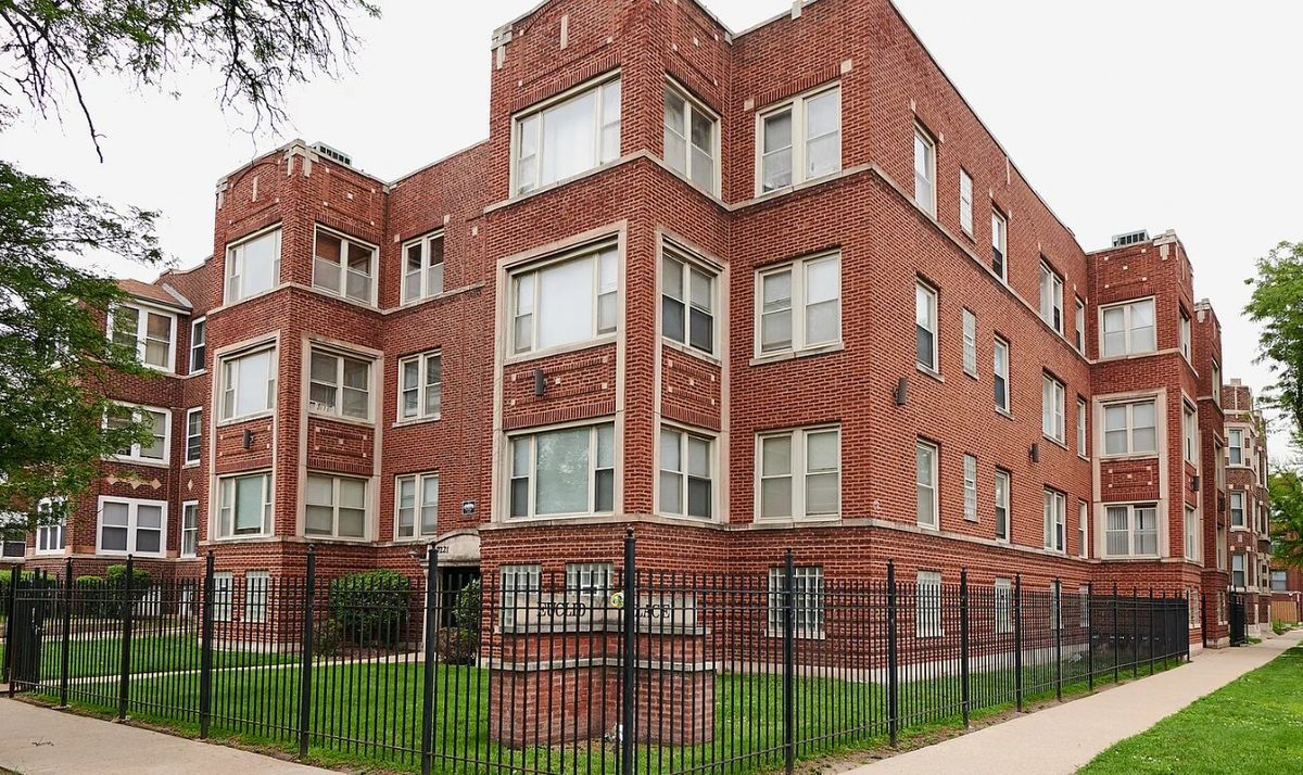 7223 Euclid Avenue, Chicago, IL 60649