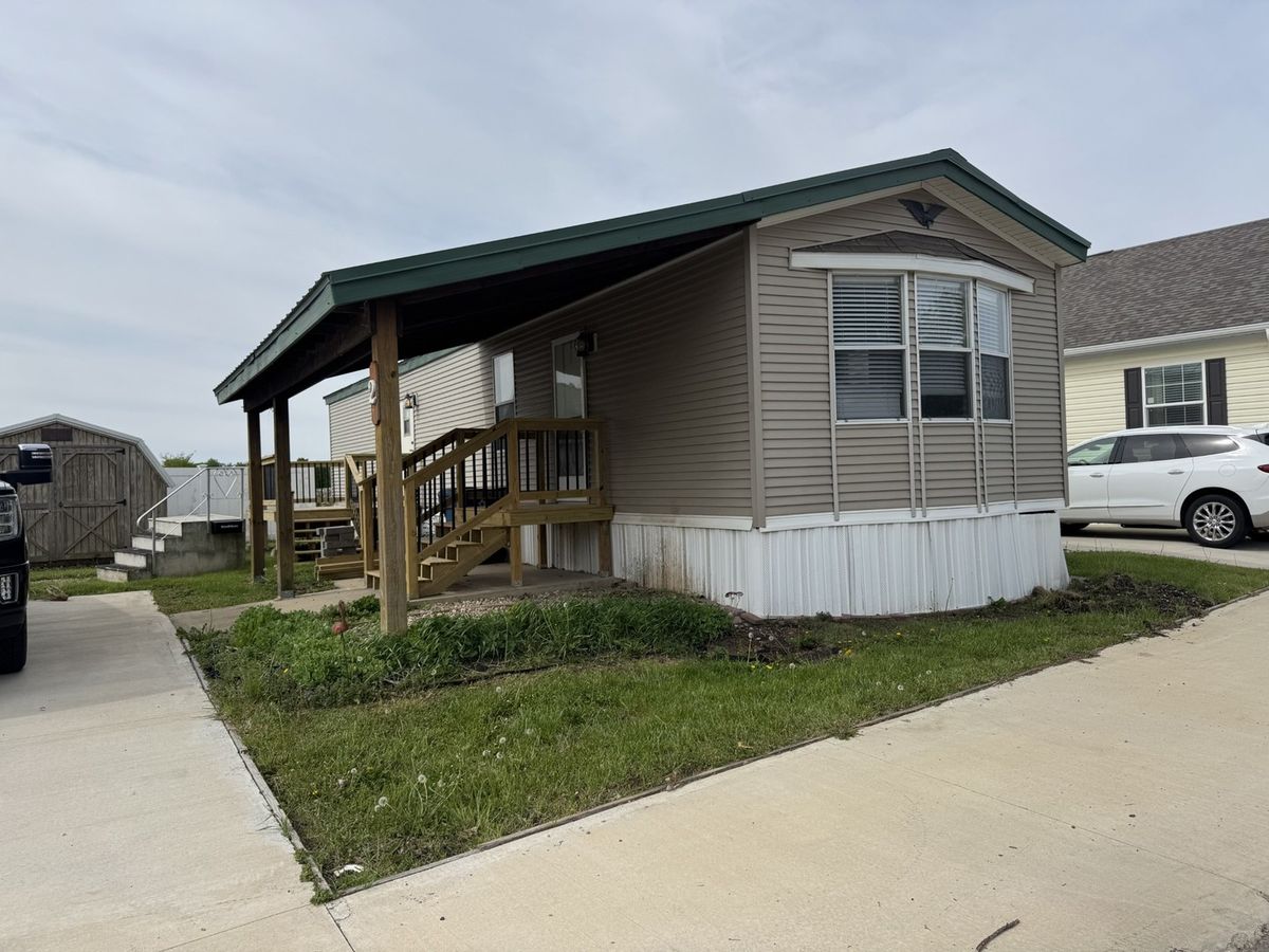2705 St Vincents Avenue, Lasalle, IL 61301