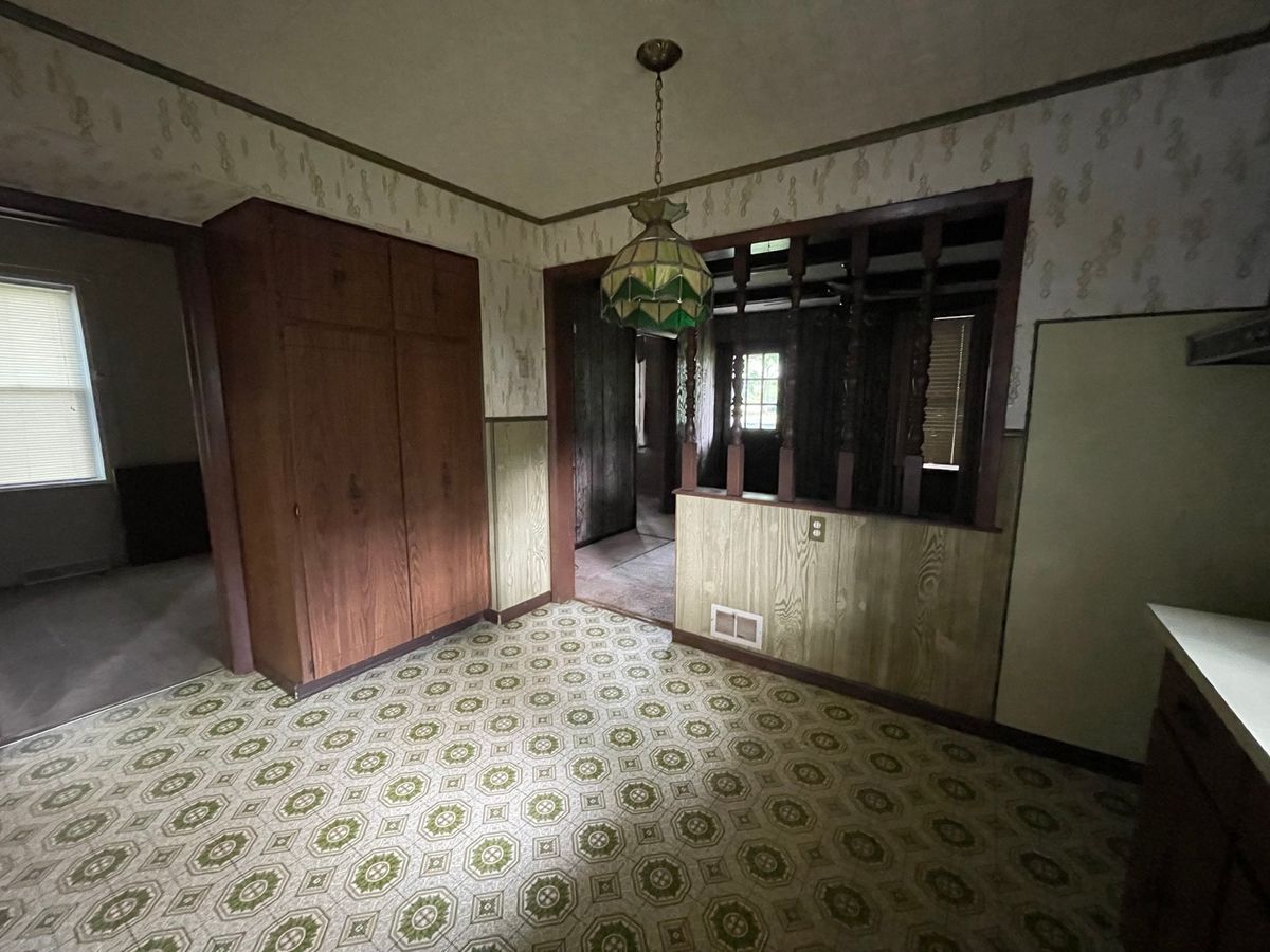 301 Elm Street, Cedar Point, IL 61316