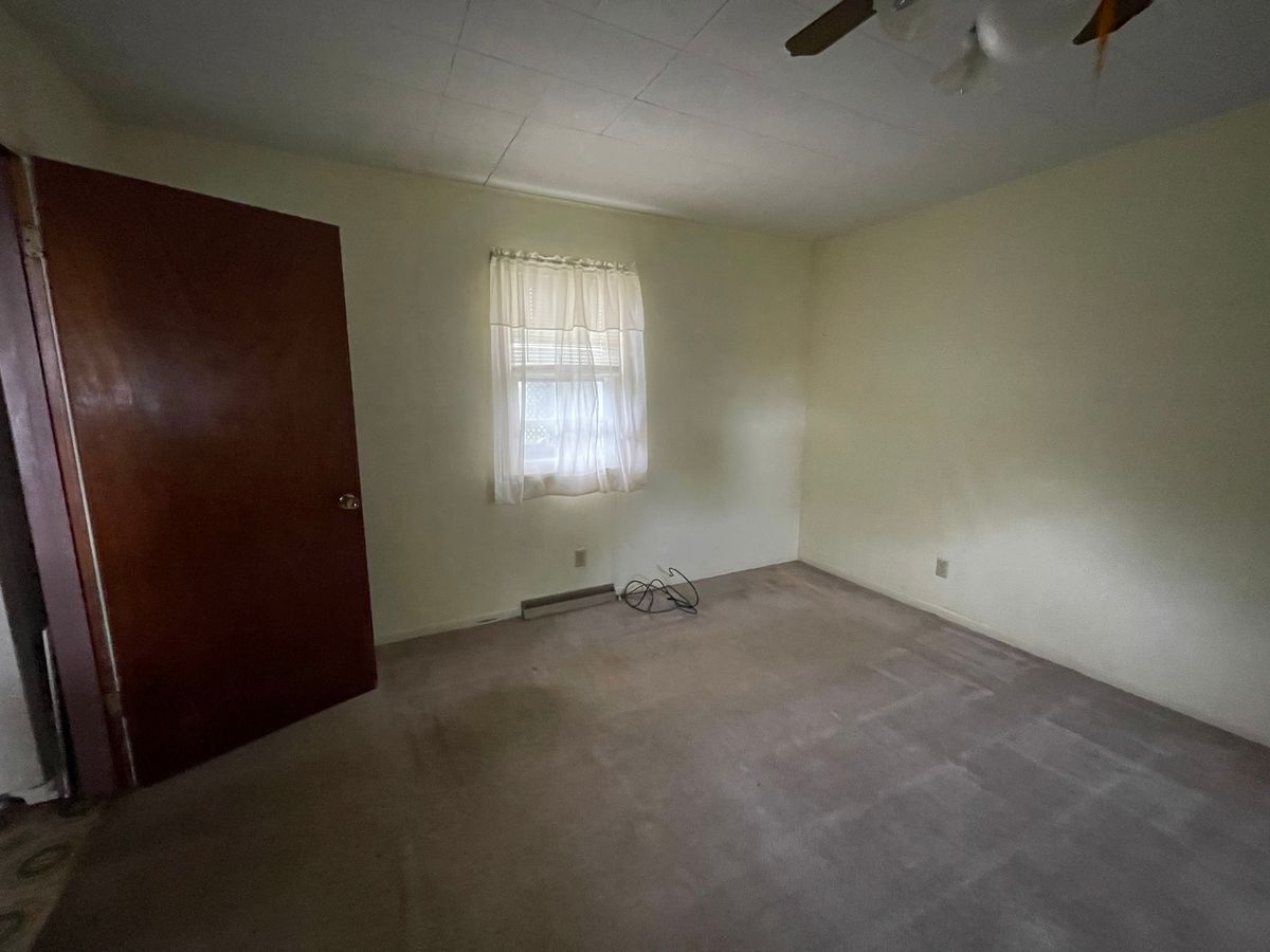 301 Elm Street, Cedar Point, IL 61316