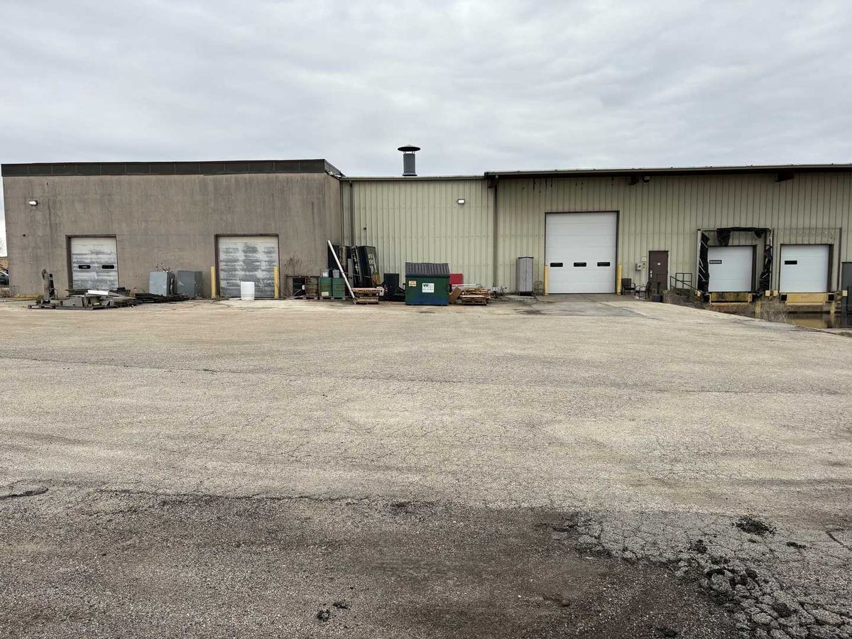 1835 Lacon Drive, Galesburg, IL 61401