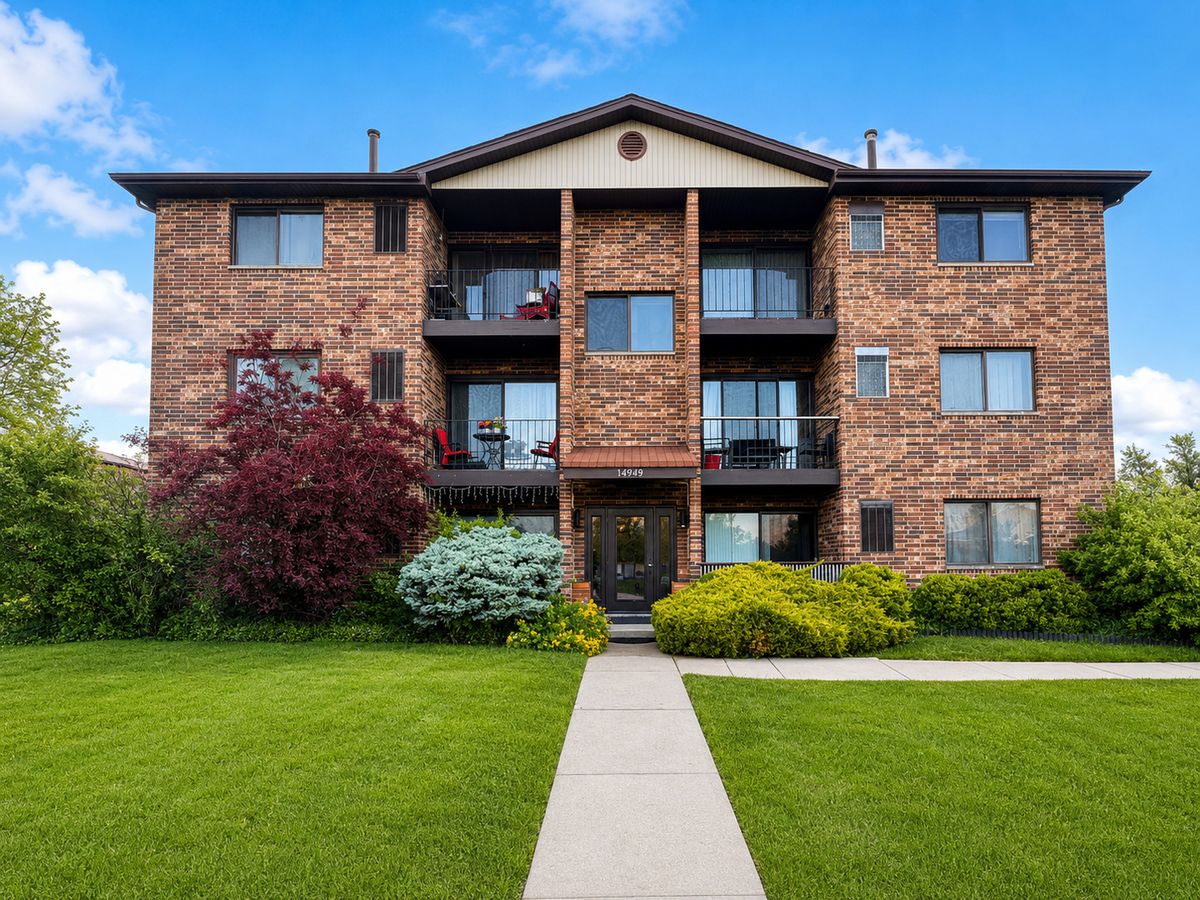 14949 Lakeview Drive, Orland Park, IL 60462