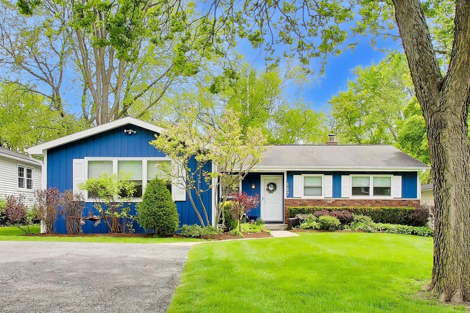 157 Walton Street — Barrington, IL 60010