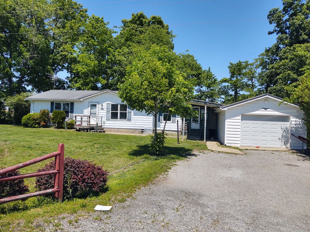 1045 Ozark Road, Ozark, IL 62972