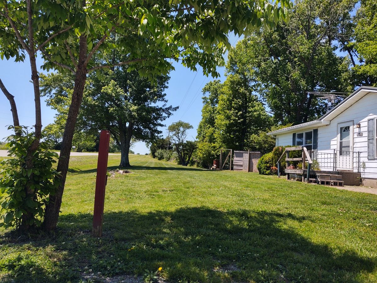 1045 Ozark Road, Ozark, IL 62972