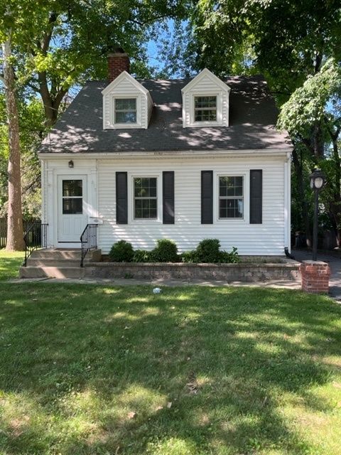 317 McKee Street, Batavia, IL 60510