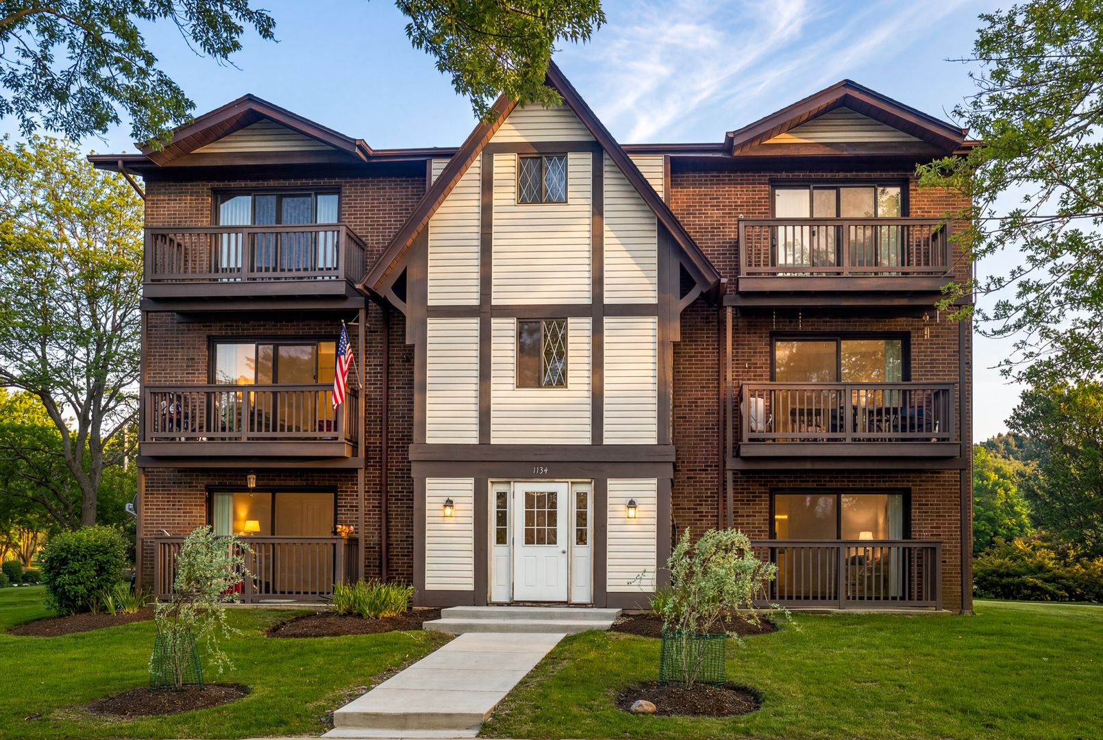 1134 Chalet Drive #3S — Darien, IL 60561