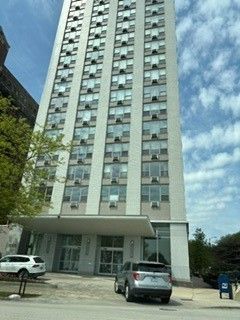 1550 Lake Shore Drive, Chicago, IL 60610