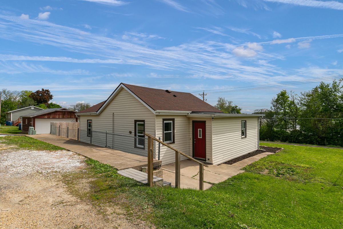 1023 2ND Street, Princeton, IA 52768