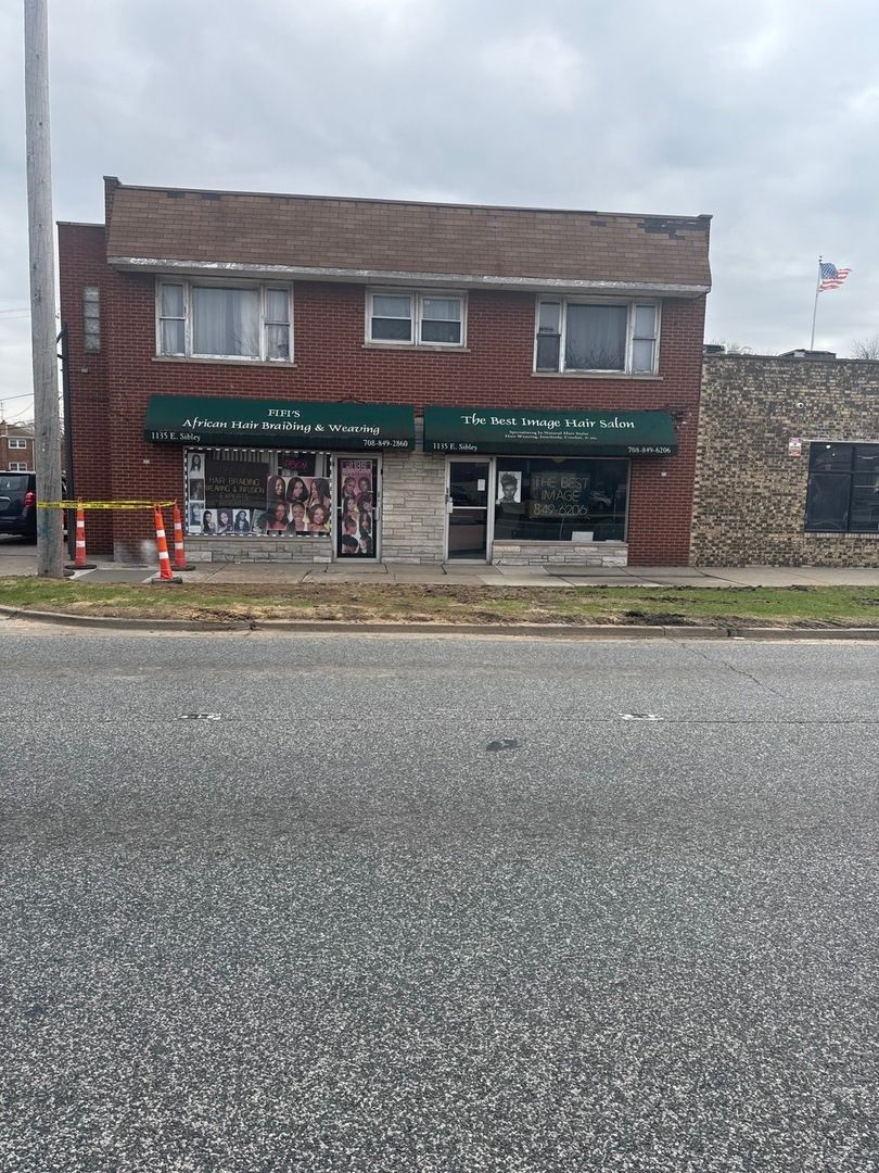 1135 E Sibley Boulevard — Dolton, IL 60419