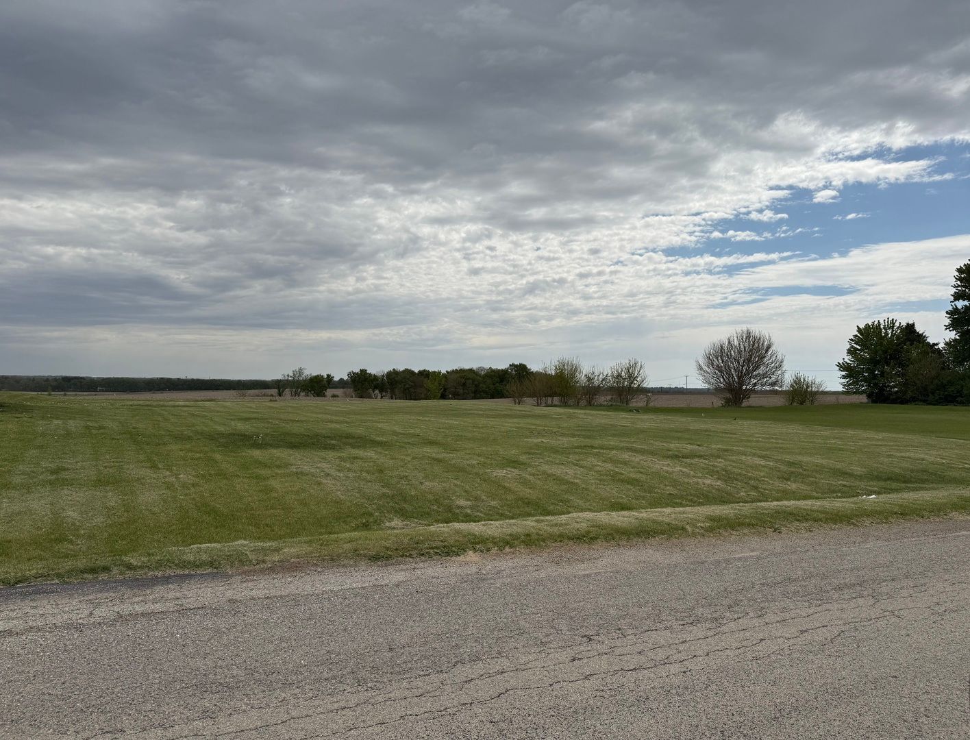 XX LA MAINE Drive — Rockford, IL 61103