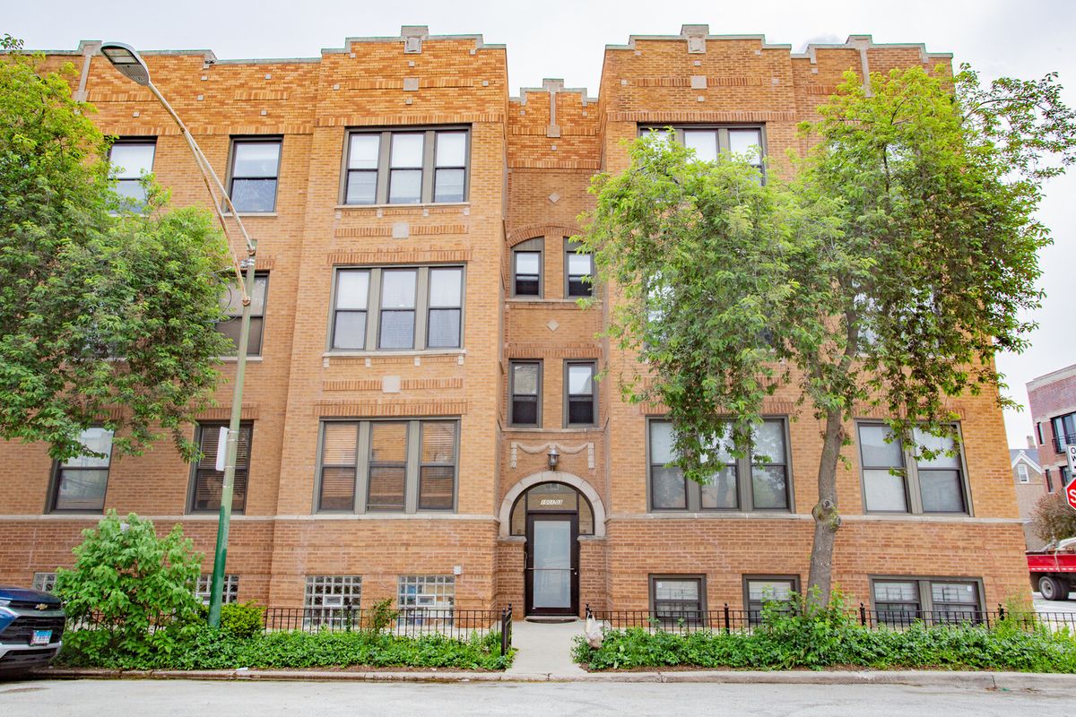 1001 Campbell Avenue, Chicago, IL 60622