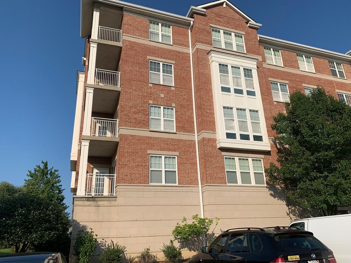 101 Pointe Drive, Northbrook, IL 60062