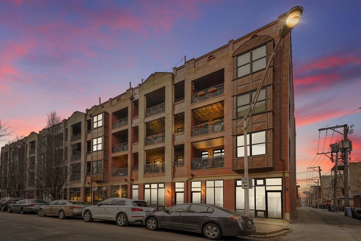 2114 Rice Street, Chicago, IL 60622