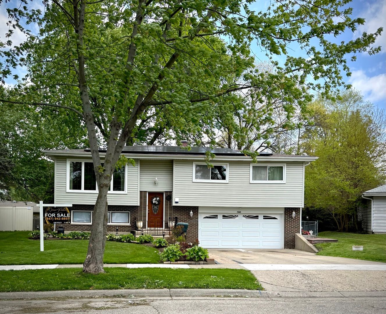 1560 Pamela Drive — Elgin, IL 60123