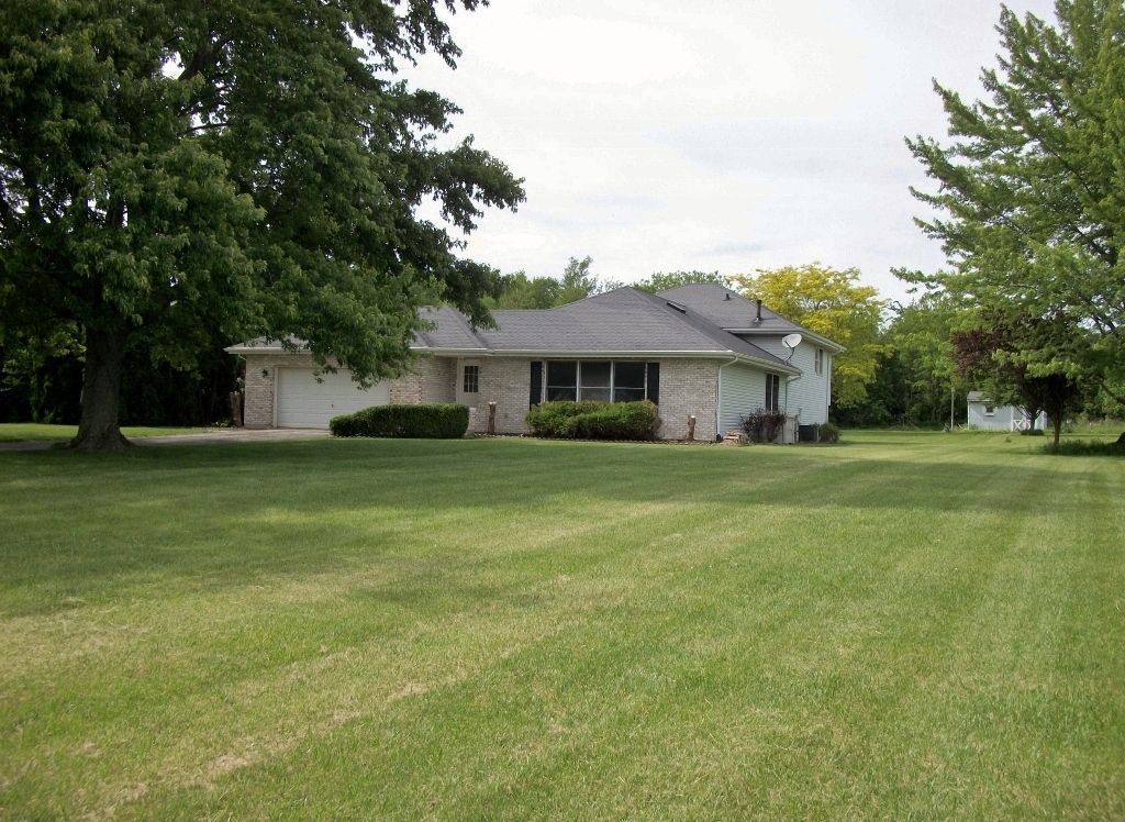 5320 W Roberts Ridge Road — Monee, IL 60449