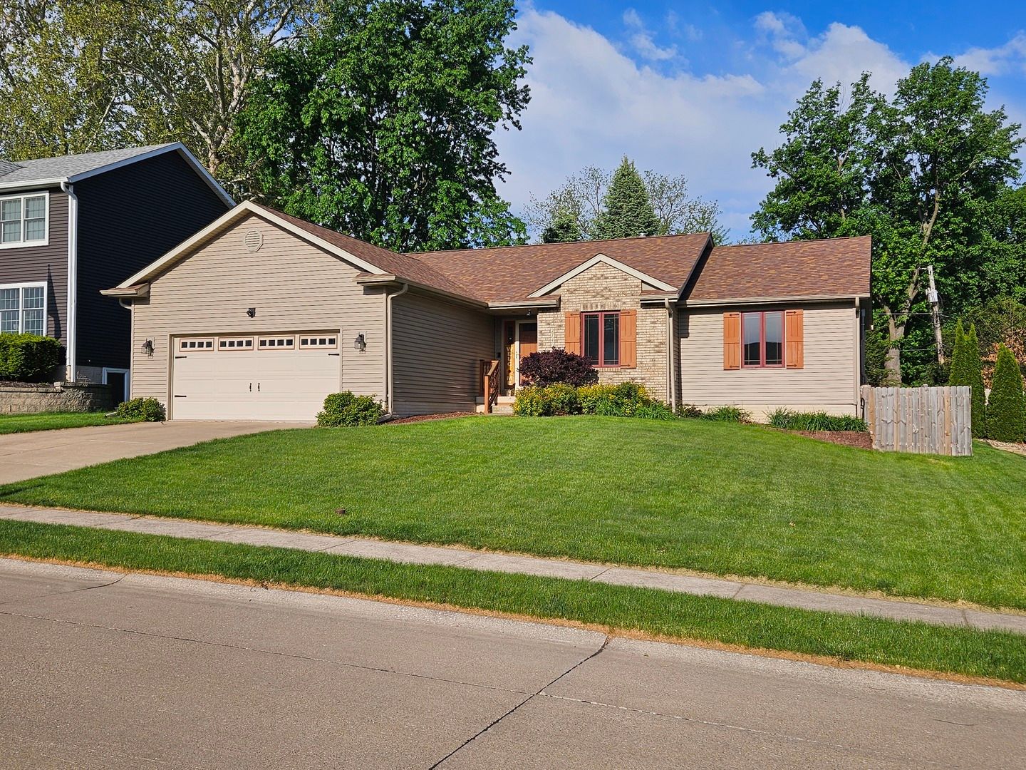 2740 Duggleby Street — Davenport, IA 52803