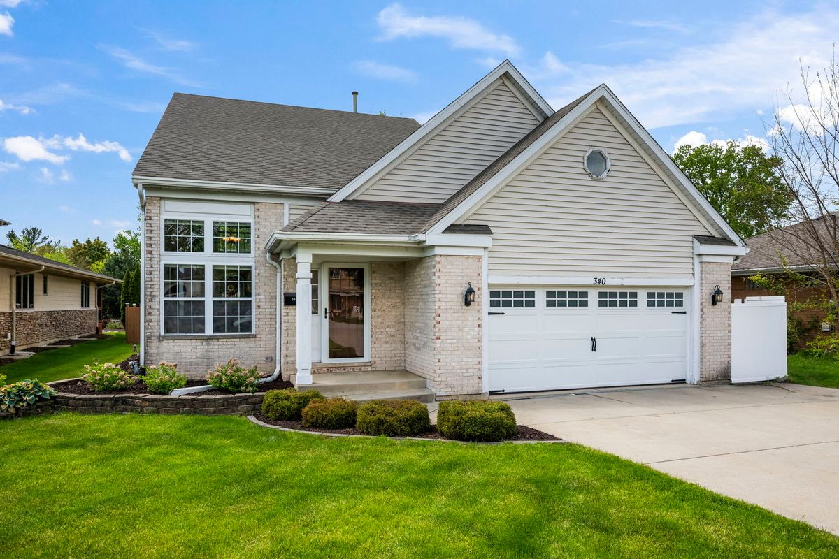 340 Prospect Street, Roselle, IL 60172