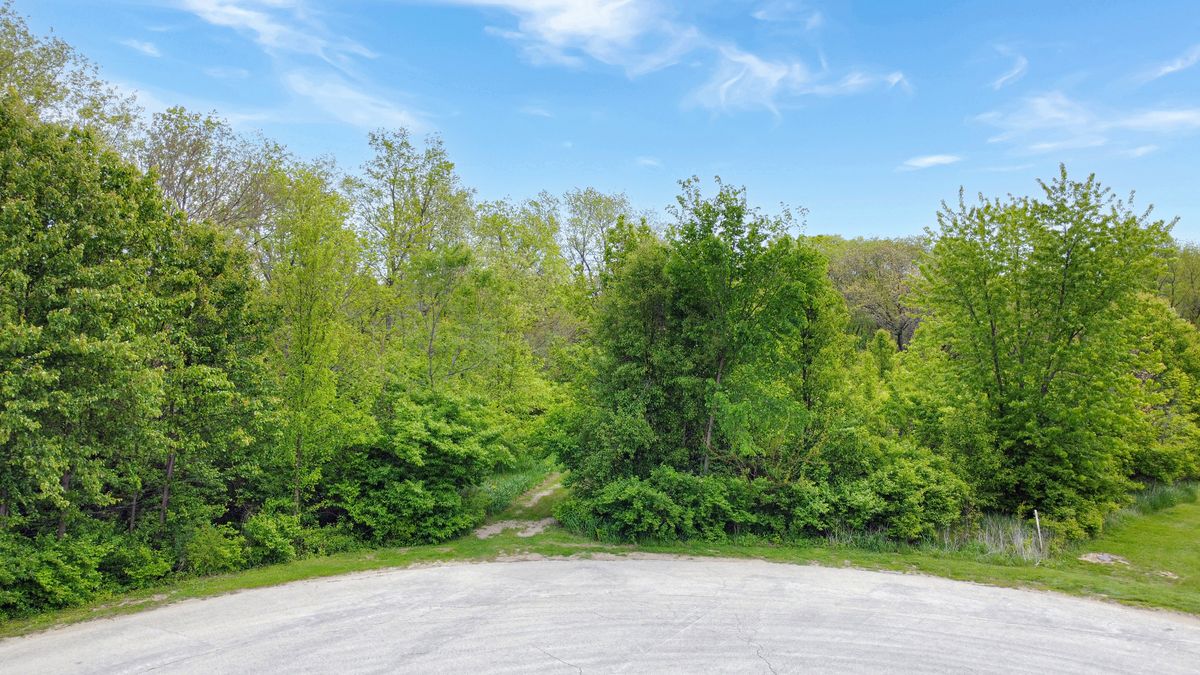 2390 4059th Road, Sheridan, IL 60551