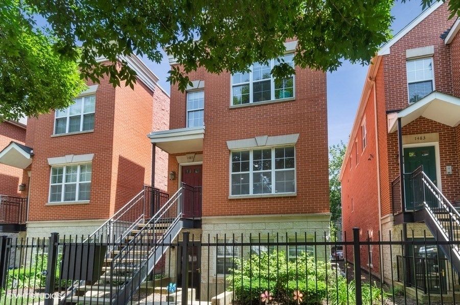 1485 LARRABEE Street, Chicago, IL 60610