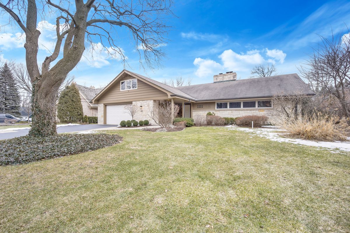 120 8th Street, Hinsdale, IL 60521