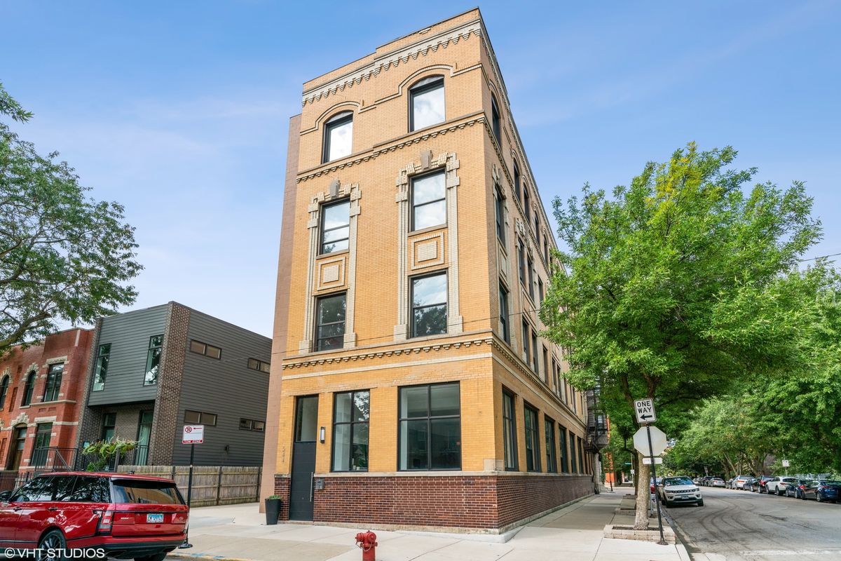 544 Paulina Street, Chicago, IL 60622
